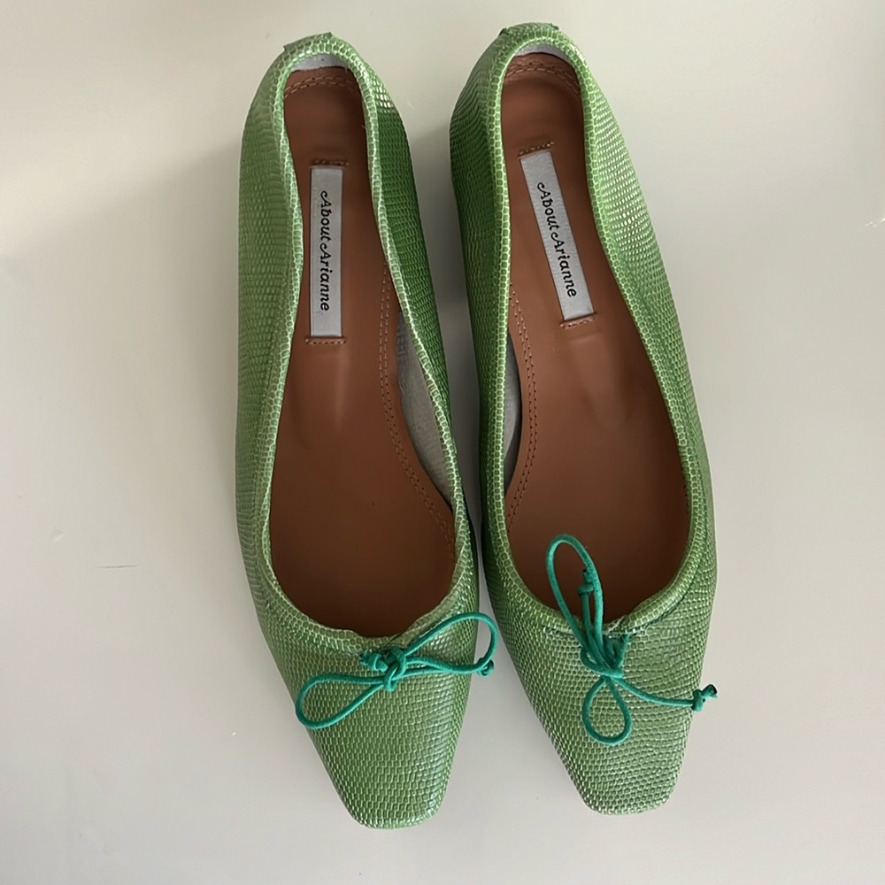 Classic Square toe ballet pumps